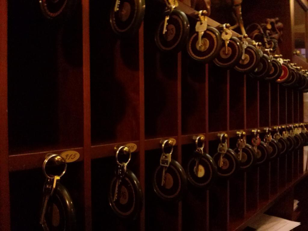 Hotel Traiano Чивитавекия Екстериор снимка